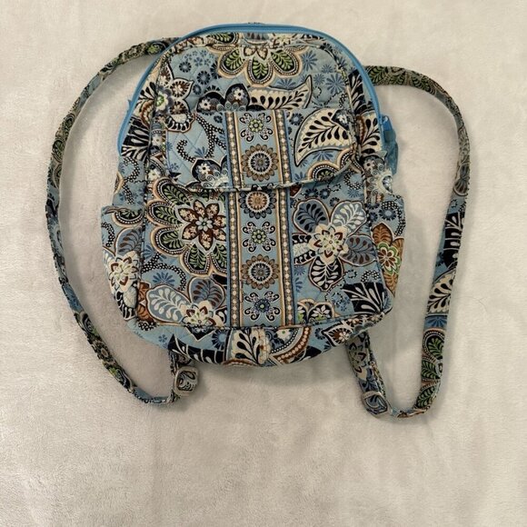 Vera Bradley Quilted Small Backpack Magnetic Front Flap Blue Brown Floral Design - Picture 1 of 9
